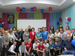 06 декабря 2019 года в ГБУСО ВО «Вязниковский дом-интернат для престарелых и инвалидов «Пансионат имени Е.П. Глинки» состоялось торжественное открытие клуба добровольческой деятельности «ДоброSTAR»