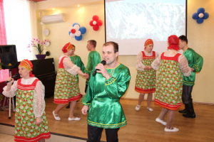 Конкурсно-развлекательная программа "А, ну-ка, девушки!"