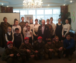 Мы снова встречаем гостей.