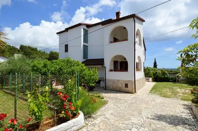 Apartment Premantura 24