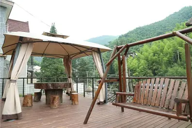 Mountain Shadow Guesthouse