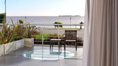 Costa Colonia - Riverside Boutique