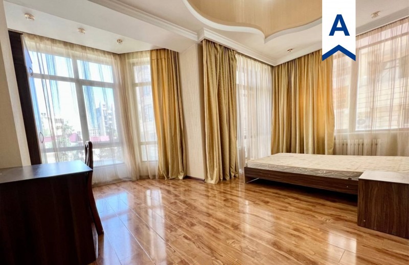 Элитка, 4 ком, 170 м2, этаж 2/10, ж/к Триумф, Сост: Евроремонт - фото 8