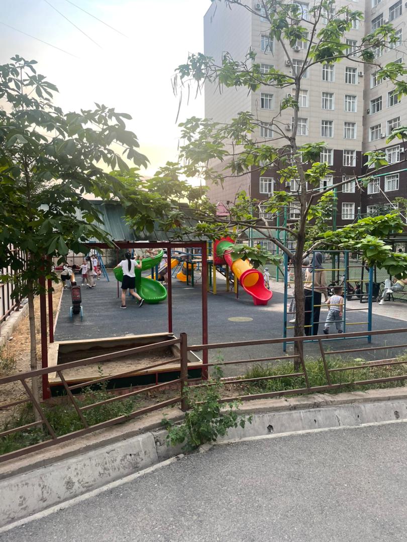 Элитка, 2 ком, 61.8 м2, этаж 2/10, ж/к Мега Сити (Mega City), Сост: Евроремонт - фото 3