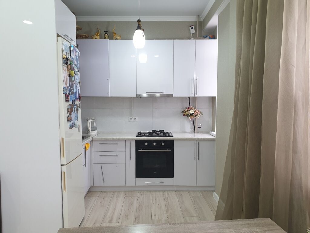Элитка, 2 ком, 80 м2, этаж 8/10, ж/к Мега Сити, Сост: Евроремонт - фото 3