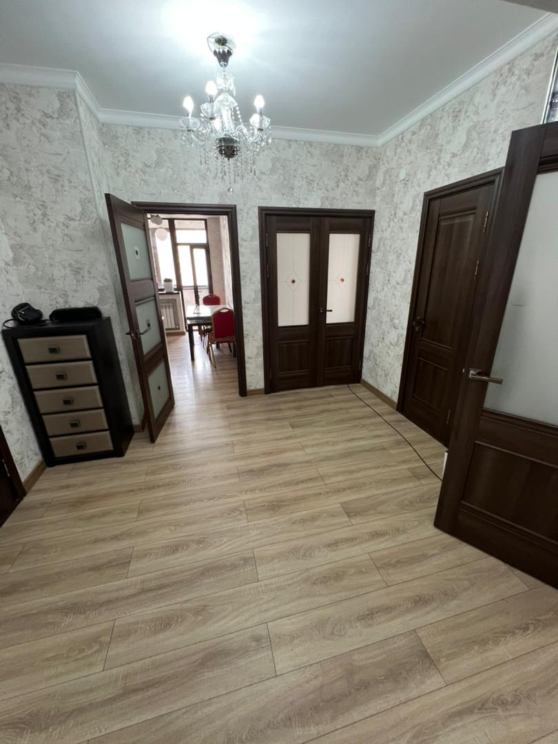 Элитка, 3 ком, 88 м2, этаж 10/12, ж/к НурСтройМонтаж, Сост: Евроремонт - фото 8