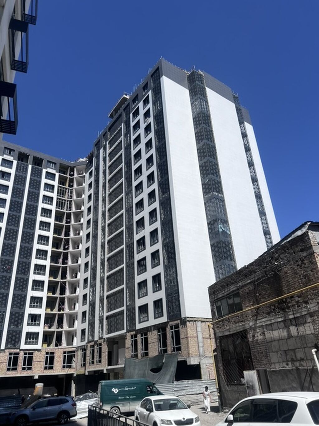 Элитка, 2 ком, 84 м2, этаж 4/15, ж/к Пионер, Сост: Сдан ПСО - фото 2