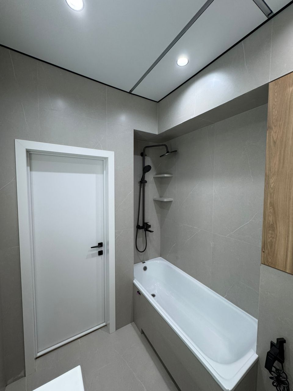 Элитка, 2 ком, 71.3 м2, этаж 2/12, ж/к ЖК Эмель, Сост: Евроремонт - фото 16