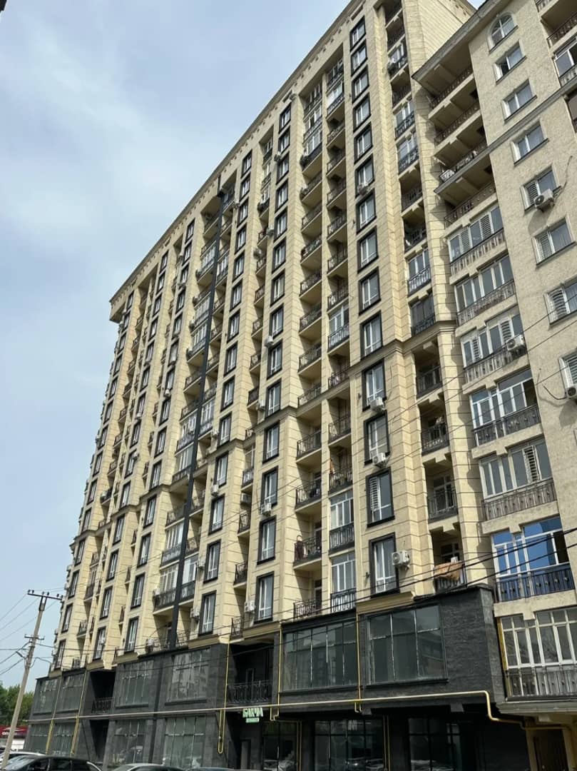 Элитка, 2 ком, 65 м2, этаж 10/16, ж/к ЖК Байсал, Сост: Евроремонт - фото 1