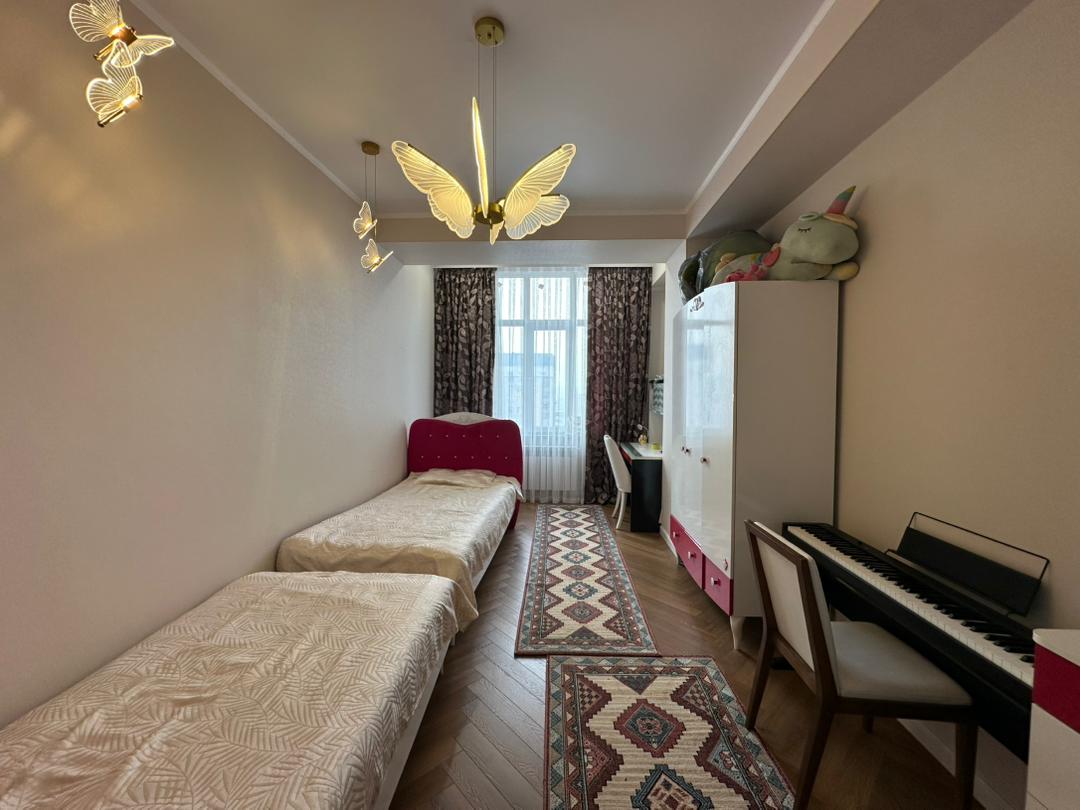 Элитка, 3 ком, 90.75 м2, этаж 12/16, ж/к Венеция (Venezia), Сост: Евроремонт - фото 1