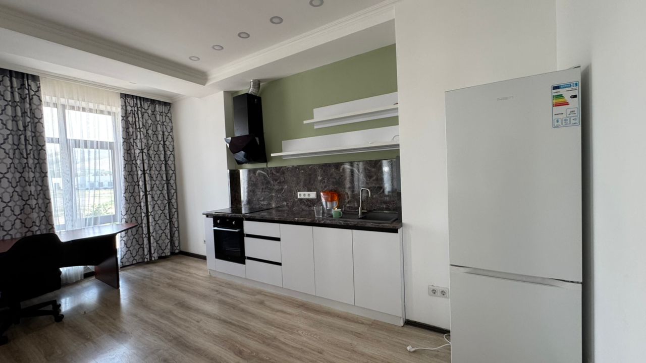 Элитка, 2 ком, 90 м2, этаж 3/4, Сост: Евроремонт - фото 10