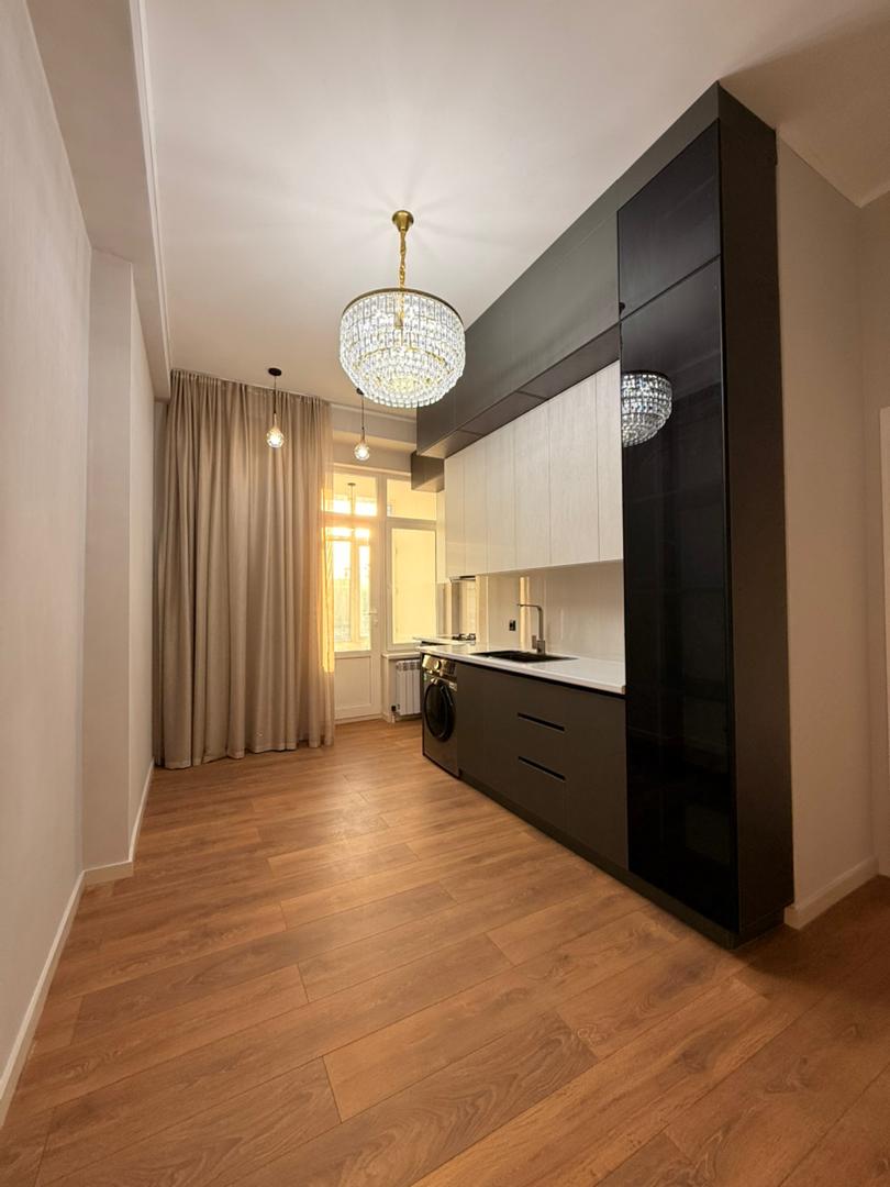 Элитка, 3 ком, 80 м2, этаж 13/13, ж/к Вегас (Vegas), Сост: Евроремонт - фото 1