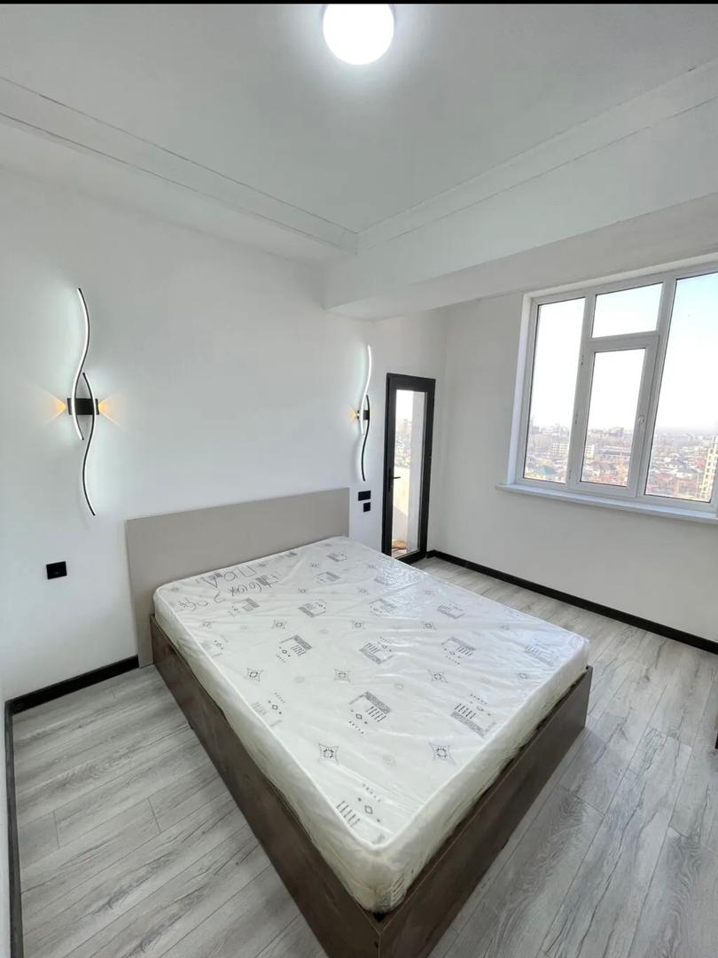 Элитка, 2 ком, 70 м2, этаж 10/12, ж/к Эко Строй Сервис, Сост: Евроремонт - фото 2