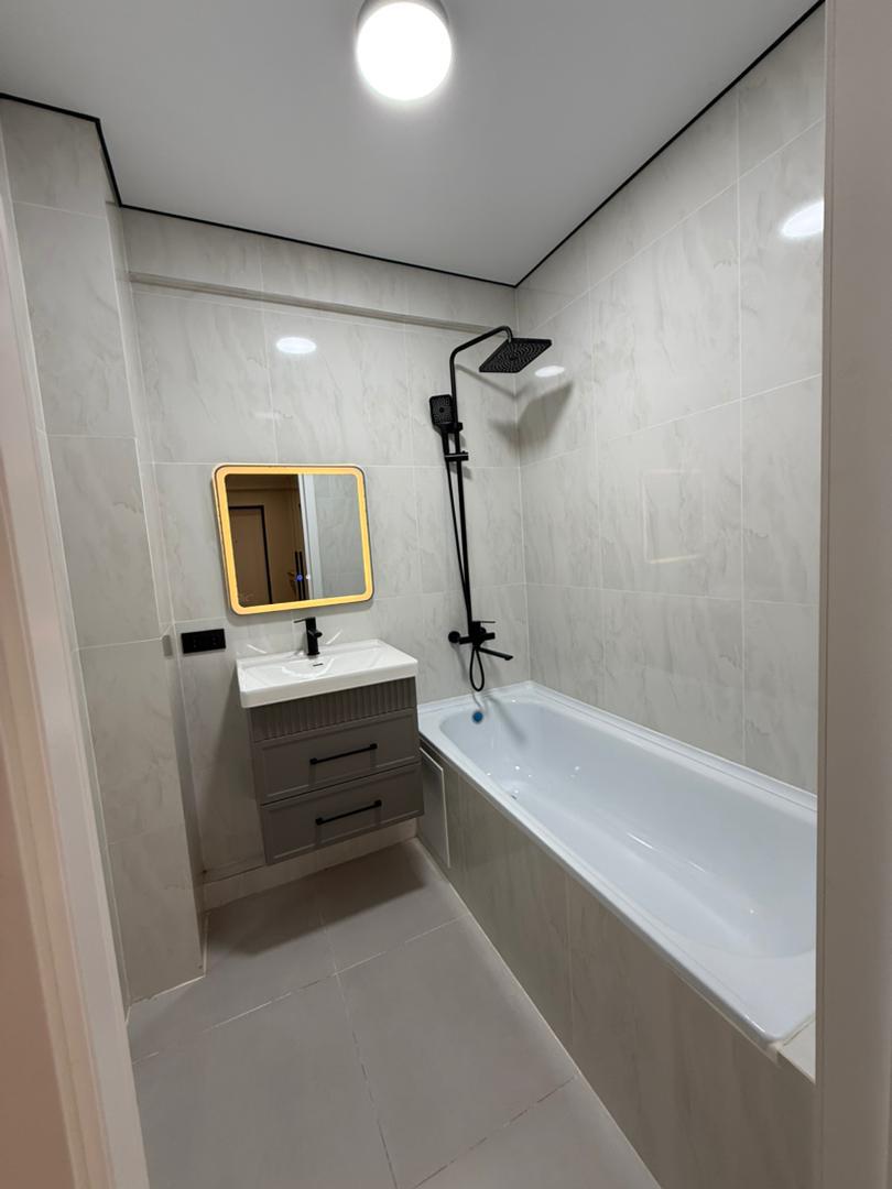 Продажа, Элитка, 2 ком, 72 м2, этаж 5/10, Сост: Евроремонт - фото 3