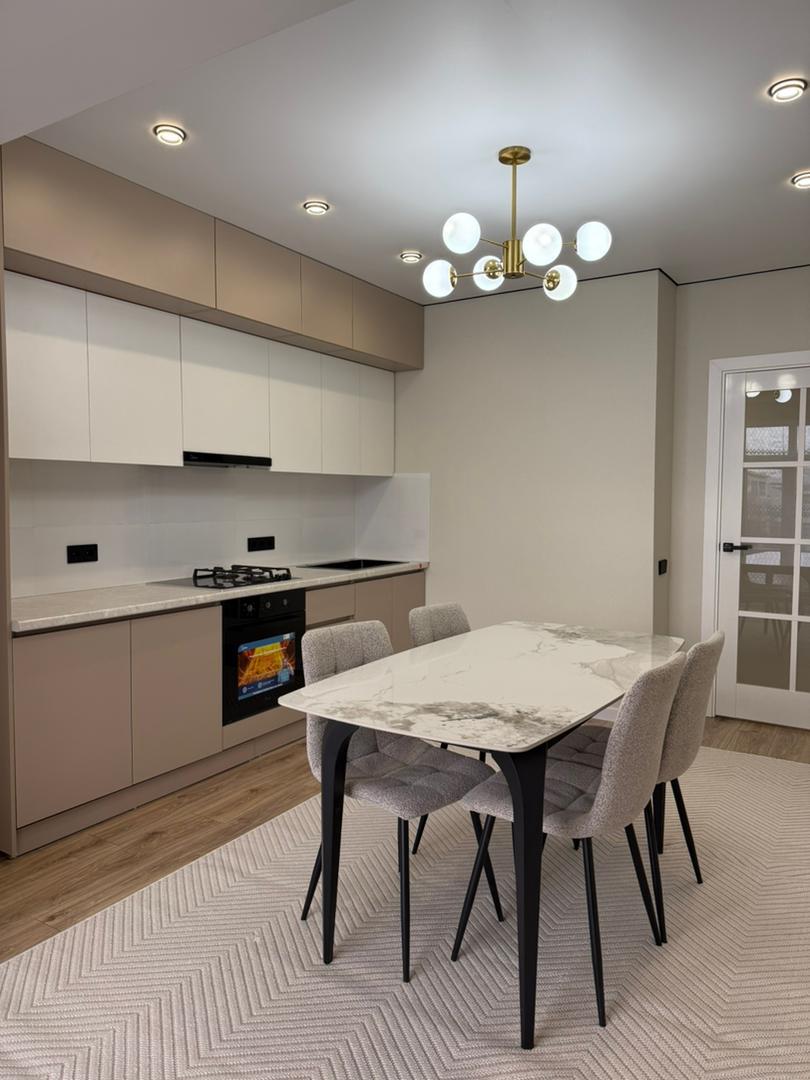 Продажа, Элитка, 2 ком, 72 м2, этаж 5/10, Сост: Евроремонт - фото 10