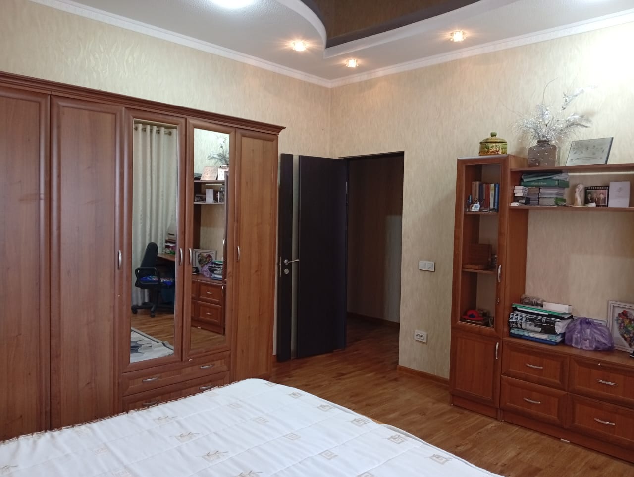 Продажа, Элитка, 3 ком, 100 м2, этаж 2/10, ж/к Гарант Стиль, Сост: Евроремонт - фото 12