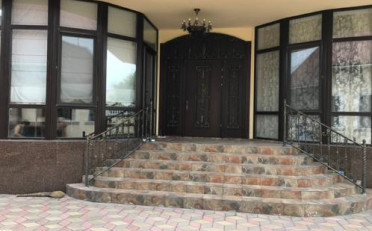  Агентство недвижимости