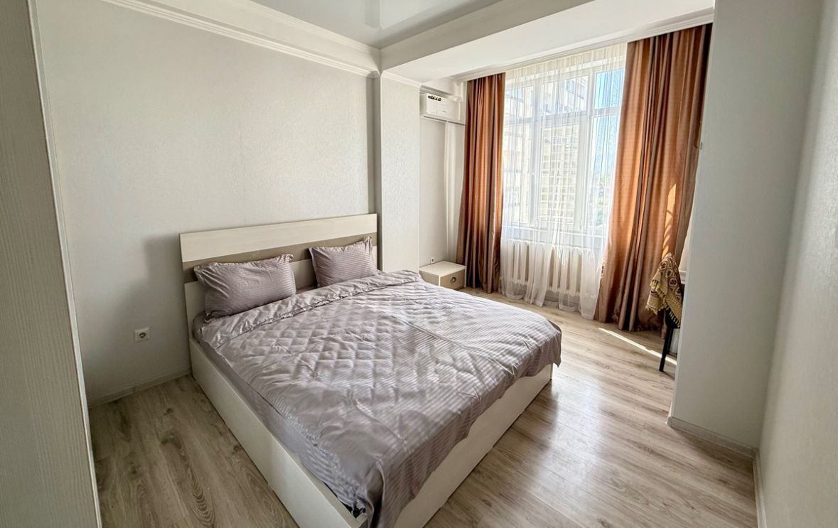Продажа, Элитка, 3 ком, 80 м2, этаж 8/10, ж/к За Караваном, Сост: Евроремонт - фото 1
