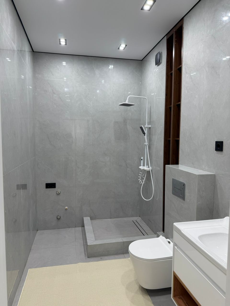 Продажа, Элитка, 3 ком, 67 м2, этаж 11/14, ж/к Ала-Тоо (Ala-Too), Сост: Евроремонт - фото 4