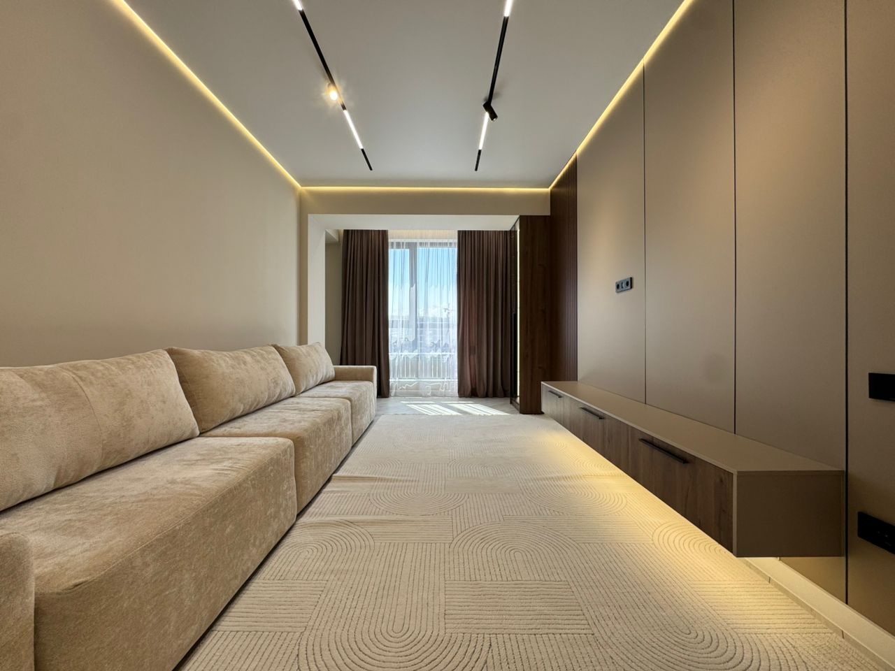 Элитка, 2 ком, 76 м2, этаж 9/12, ж/к Кап Строй Сити (Capstroy City), Сост: Евроремонт - фото 9