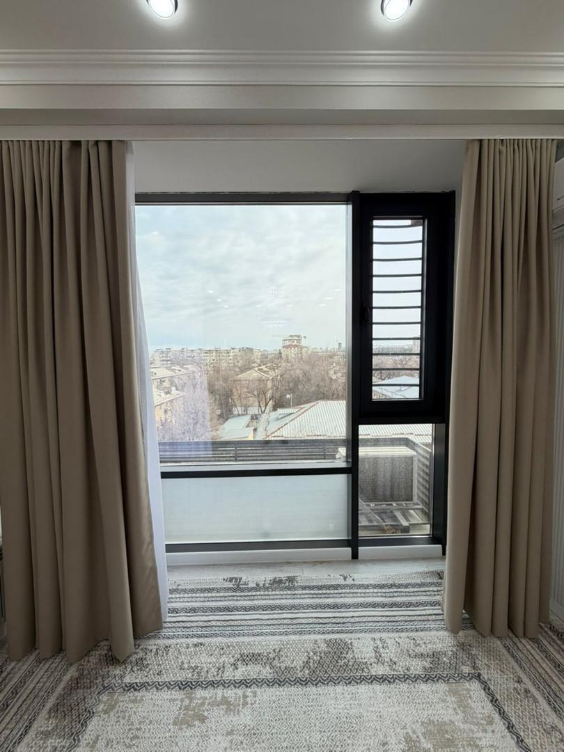 Элитка, 2 ком, 80 м2, этаж 6/14, ж/к Bright Town, Сост: Евроремонт - фото 2