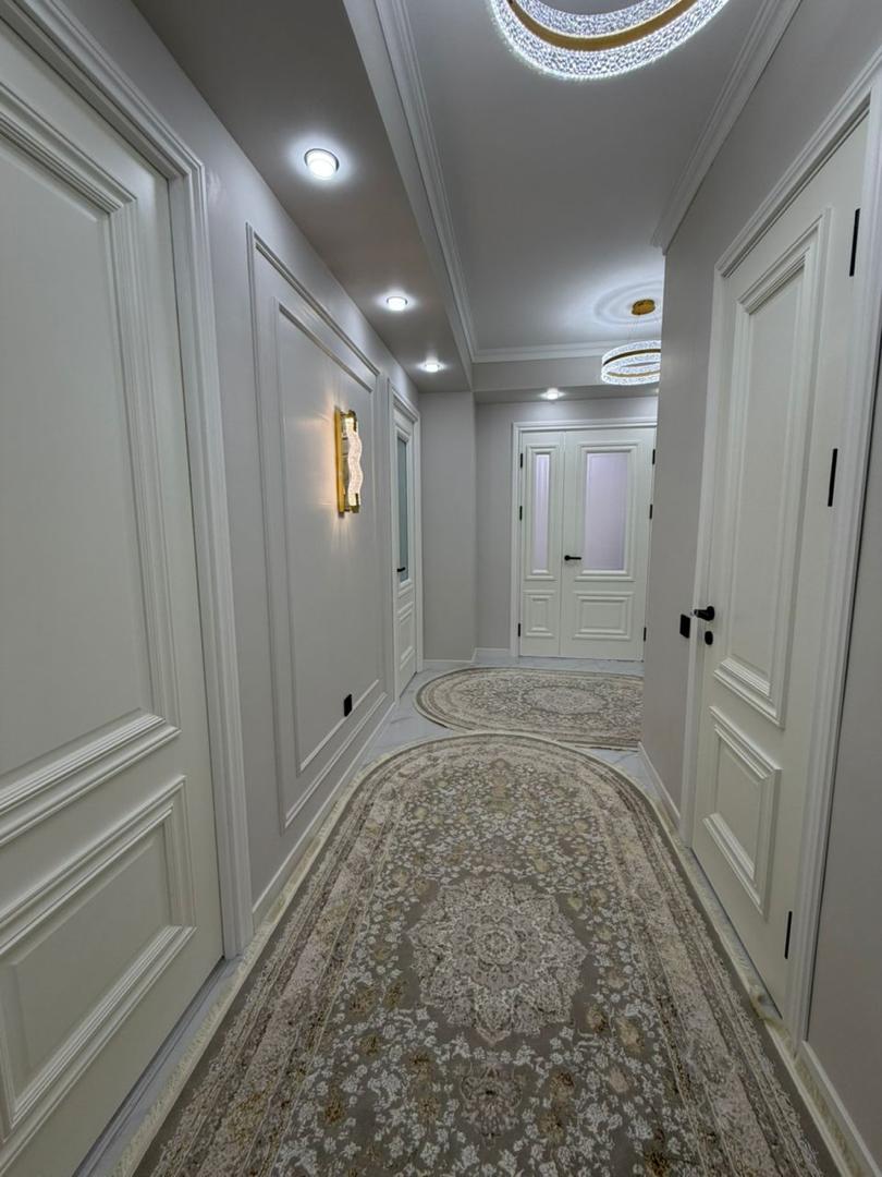 Элитка, 2 ком, 80 м2, этаж 6/14, ж/к Bright Town, Сост: Евроремонт - фото 10