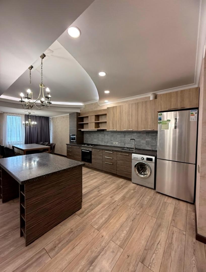 Продажа, Элитка, 3 ком, 140 м2, этаж 7/10, Сост: Евроремонт - фото 4