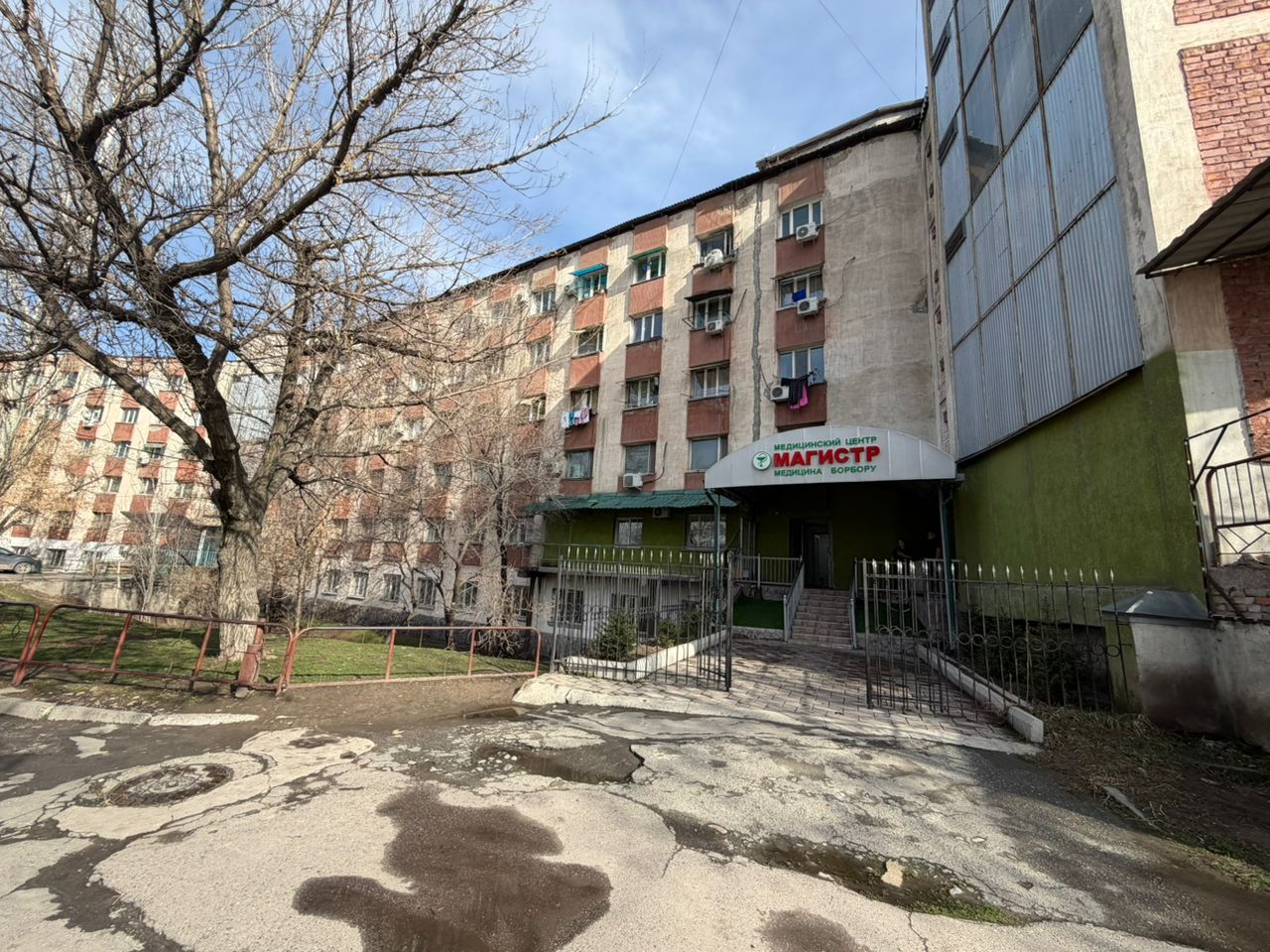Офис, Коммерческая, 240 м2, этаж 1/6, Сост: Хорошее - фото 1