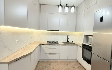  Агентство недвижимости