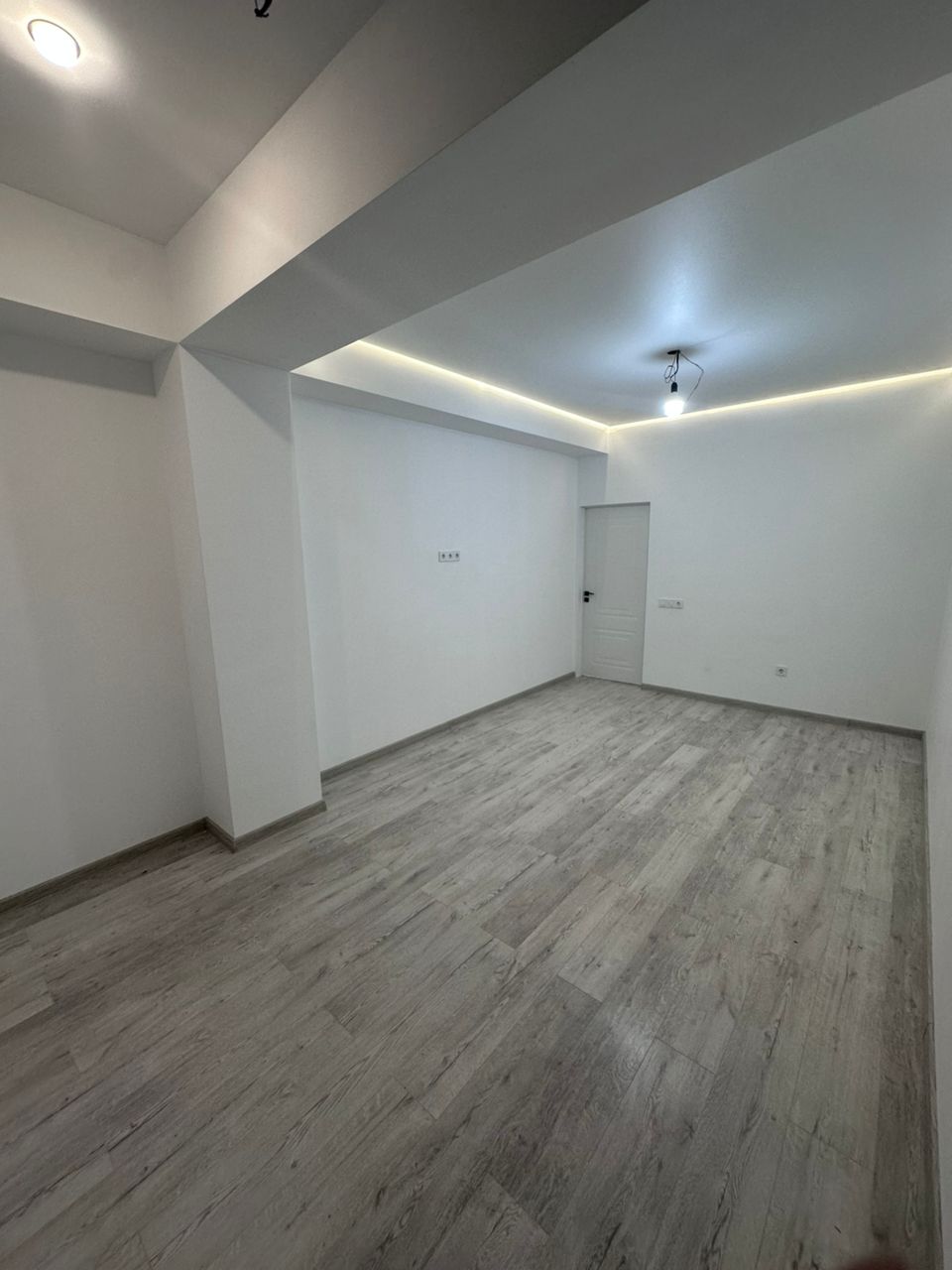 Продажа, Элитка, 1 ком, 40 м2, этаж 6/10, ж/к Восток Сити (Vostok City), Сост: Евроремонт - фото 2