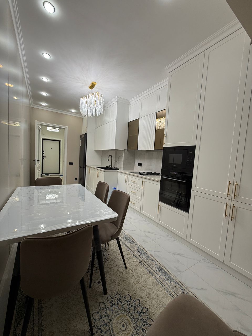 Продажа, Элитка, 2 ком, 80 м2, этаж 6/14, ж/к Bright Town, Сост: Евроремонт - фото 3