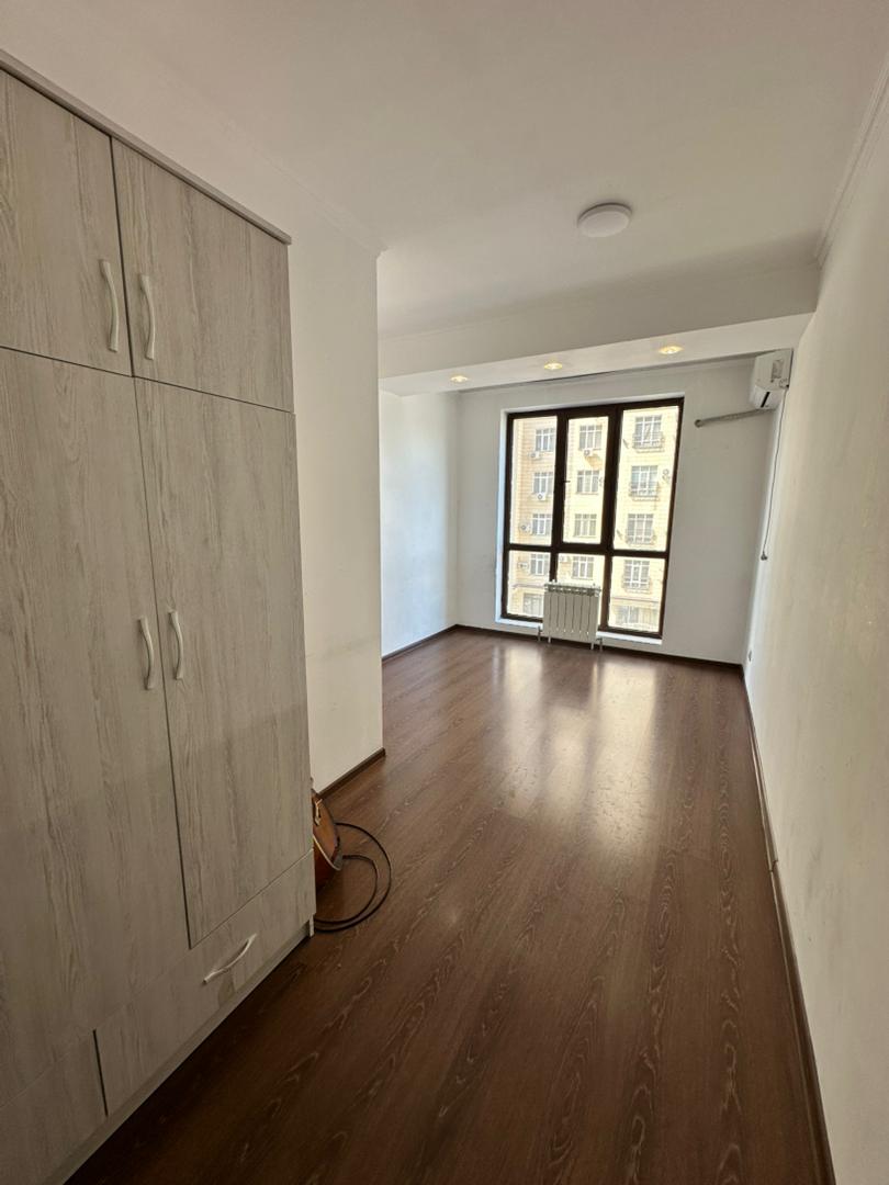 Продажа, Элитка, 4 ком, 148 м2, этаж 3/12, ж/к Южный Парк (Yuzhnyi Park), Сост: Евроремонт - фото 8