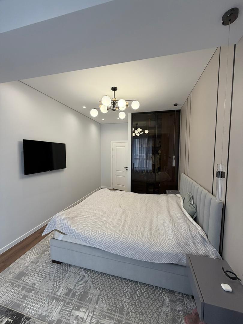 Элитка, 3 ком, 109 м2, этаж 7/13, ж/к Кап Строй Сити (Capstroy City), Сост: Евроремонт - фото 10