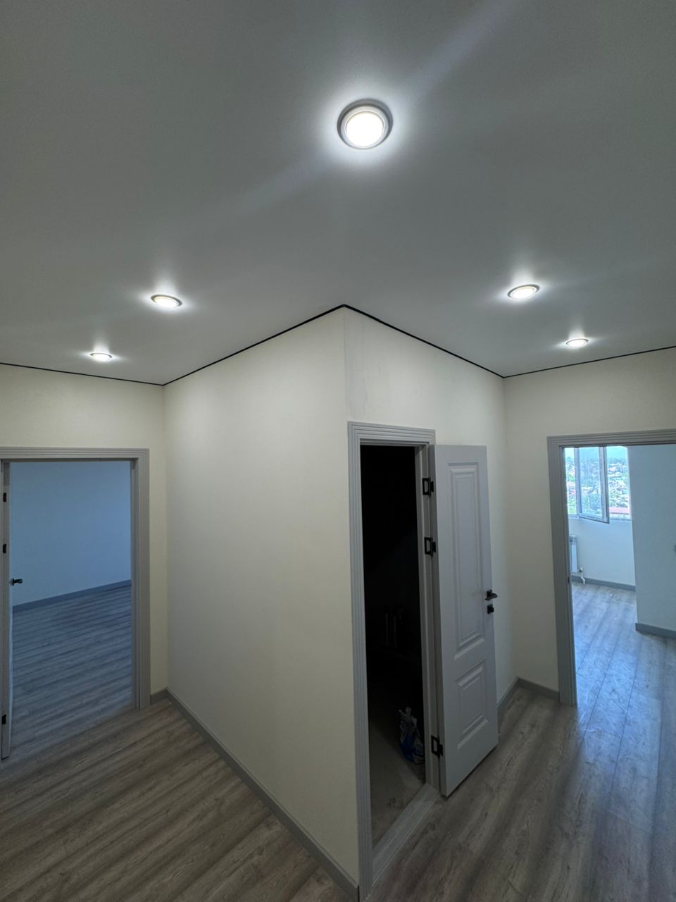 Элитка, 2 ком, 90 м2, этаж 8/8, ж/к ЖК Фламинго, Сост: Евроремонт - фото 7