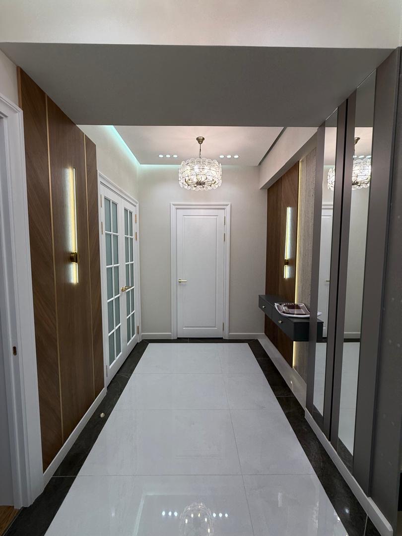 Элитка, 3 ком, 80 м2, этаж 8/14, ж/к Нью-Йорк сити (New York city), Сост: Евроремонт - фото 9