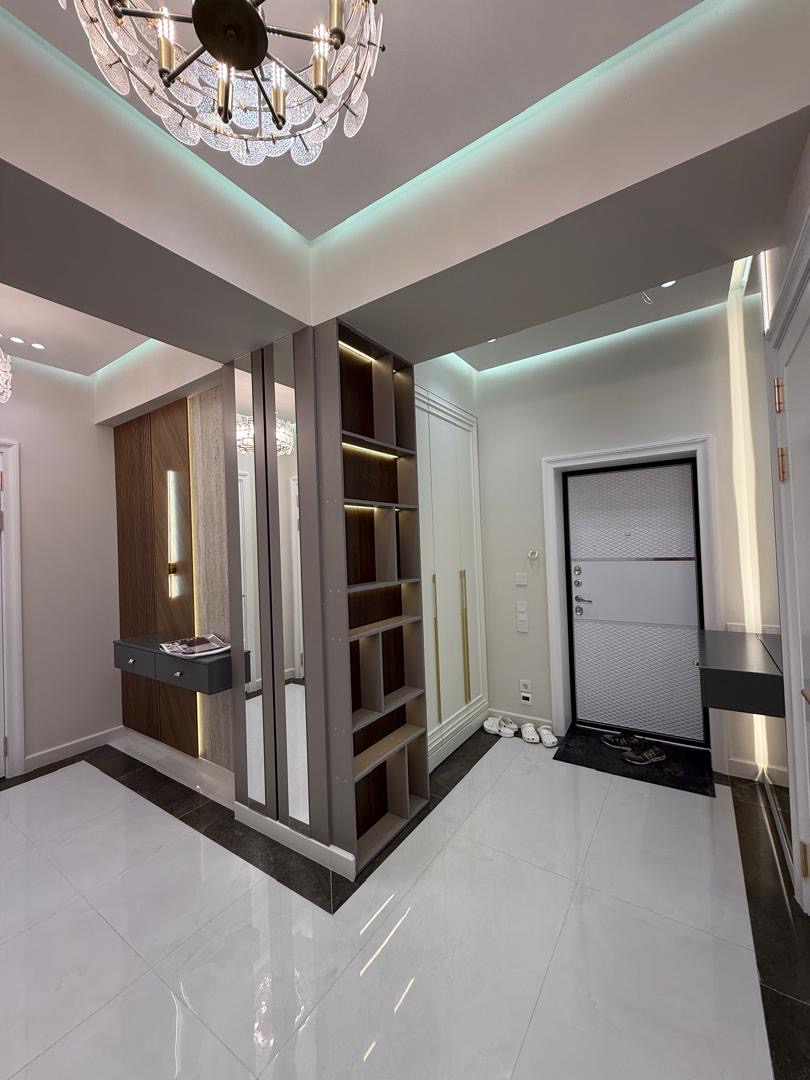 Элитка, 3 ком, 80 м2, этаж 8/14, ж/к Нью-Йорк сити (New York city), Сост: Евроремонт - фото 10