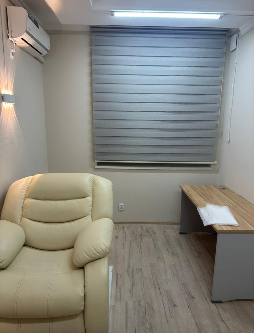 Офис, Коммерческая, 12 м2, этаж 1/8, Сост: Евроремонт - фото 1