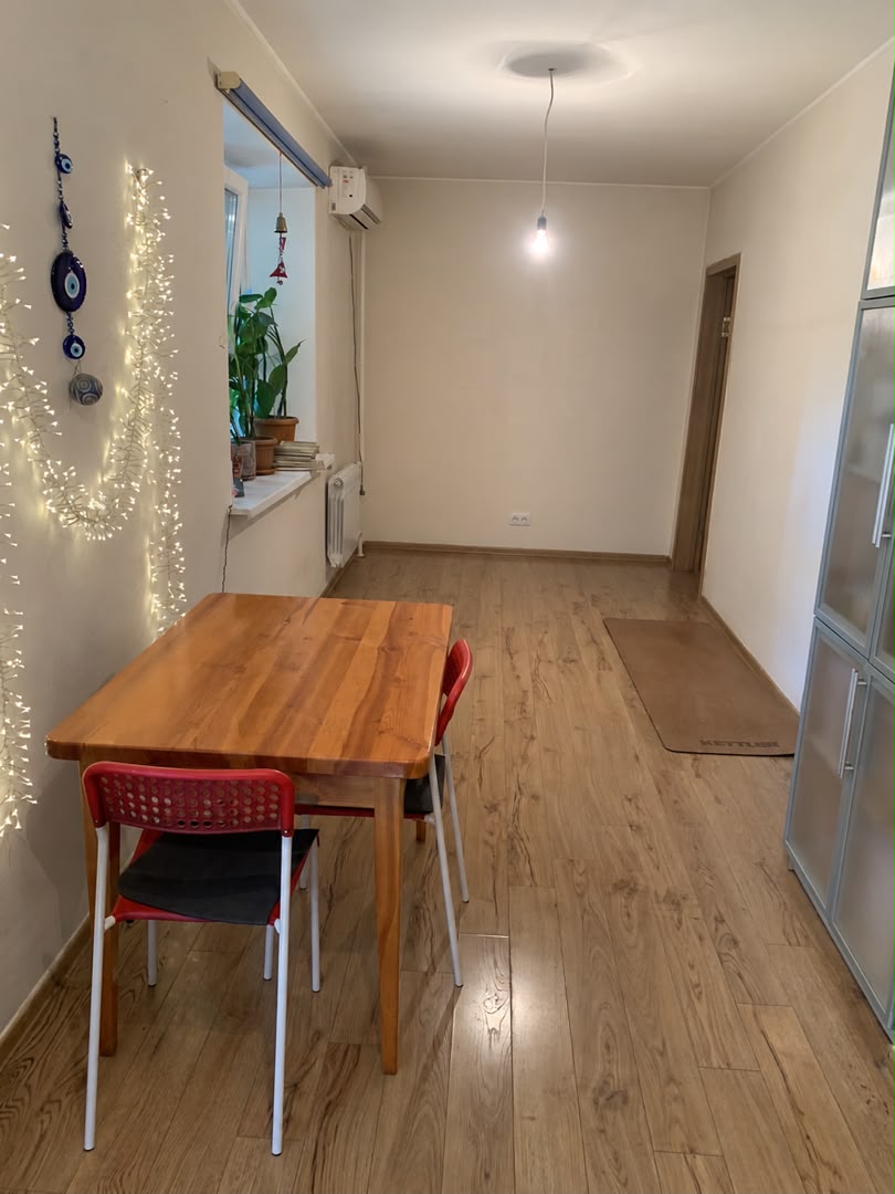 Продажа, 41 м2, этаж 1/4 - фото 2