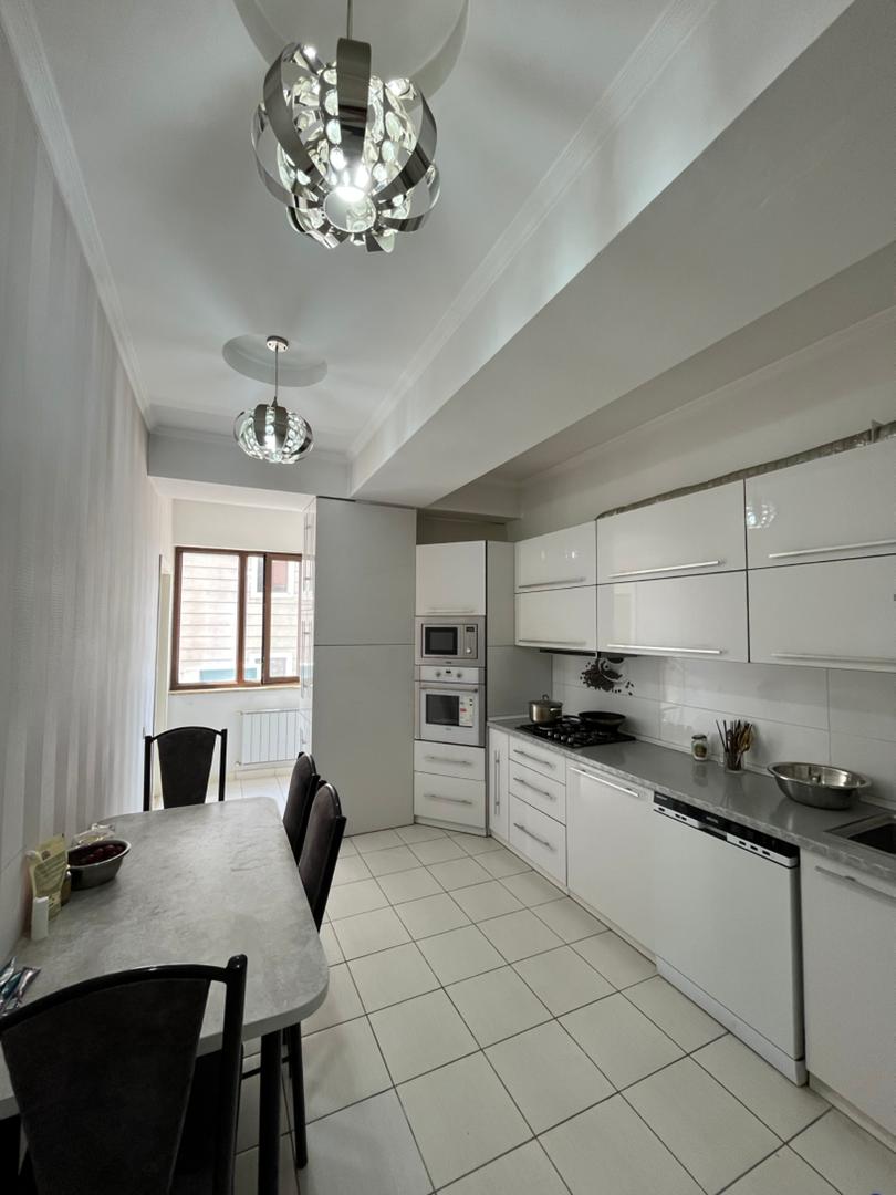 Продажа, Элитка, 4 ком, 122 м2, этаж 9/9, Сост: Хорошее - фото 1