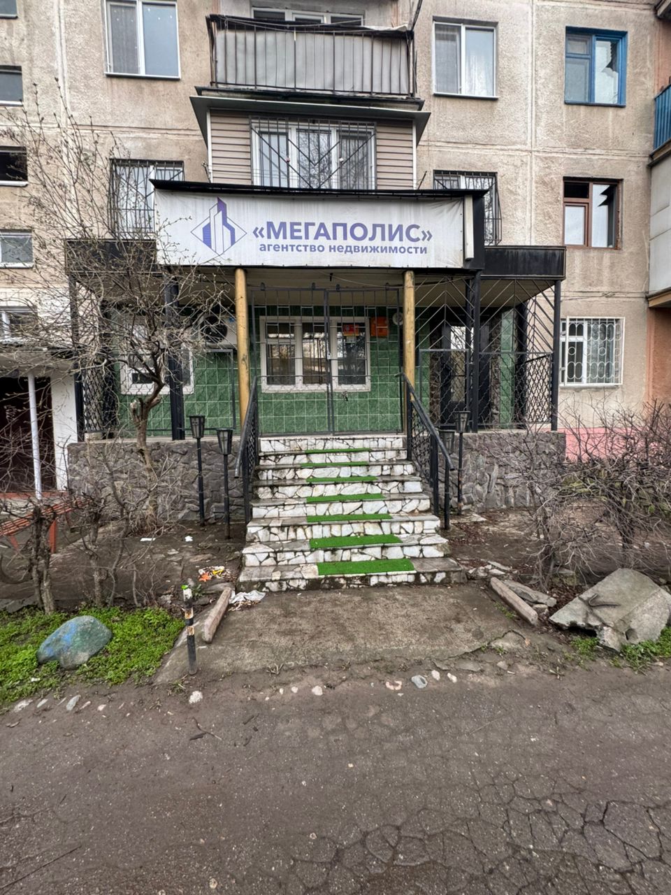 Офис, Коммерческая, 58 м2, этаж 1/3, Сост: Хорошее - фото 1