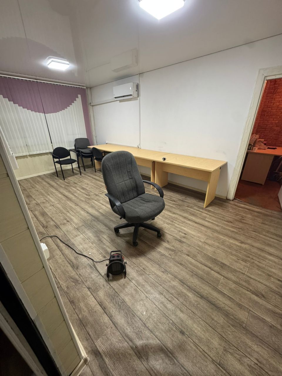 Офис, Коммерческая, 58 м2, этаж 1/3, Сост: Хорошее - фото 6