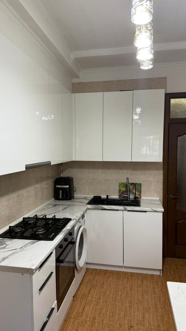 3 ком, Сталинка, 71 м2, этаж 1/1, Сост: Хорошее - фото 4