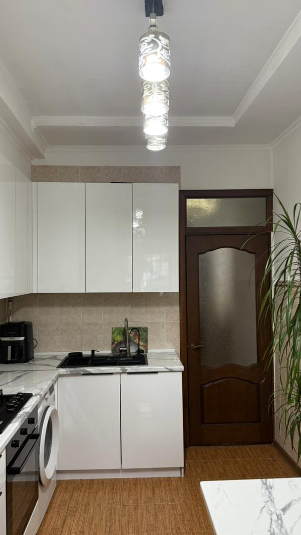 3 ком, Сталинка, 71 м2, этаж 1/1, Сост: Хорошее - фото 10