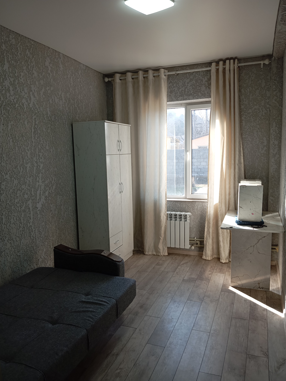 Аренда, Индивидуальный проект, 1 ком, 28 м2, этаж 1/2, Сост: Евроремонт - фото 1