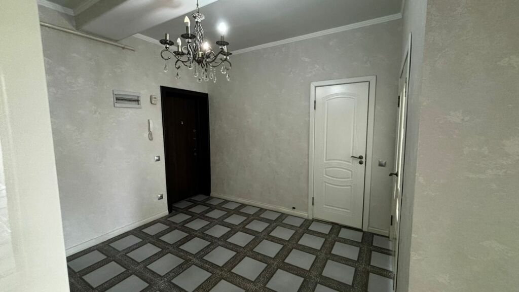 Аренда, Элитка, 3 ком, 100 м2, этаж 2/9, ж/к Памир Строй (Pamir Stroy), Сост: Евроремонт - фото 9