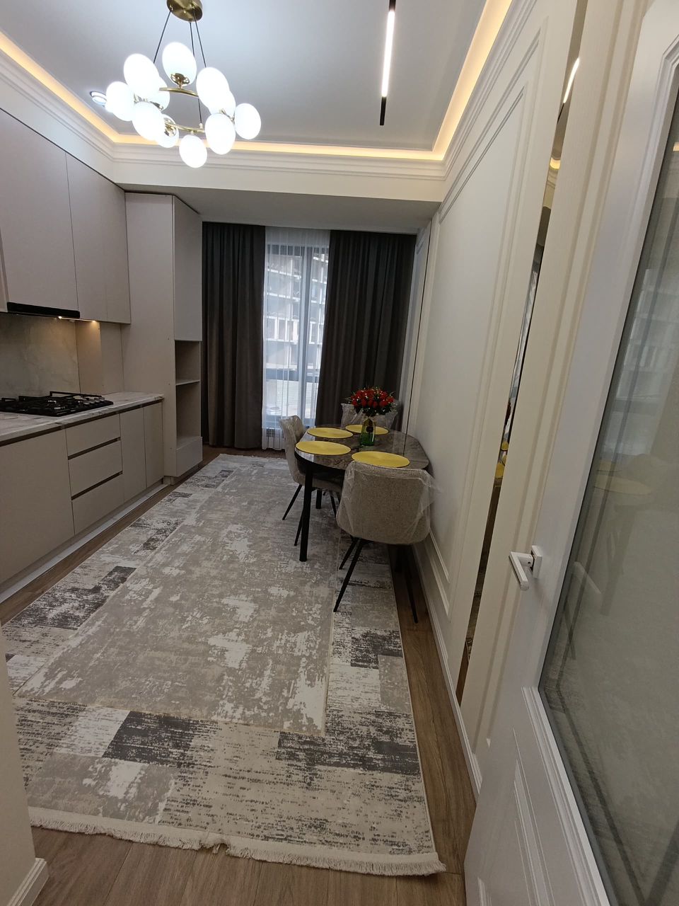Элитка, 3 ком, 74 м2, этаж 3/16, ж/к Венеция (Venezia), Сост: Евроремонт - фото 8