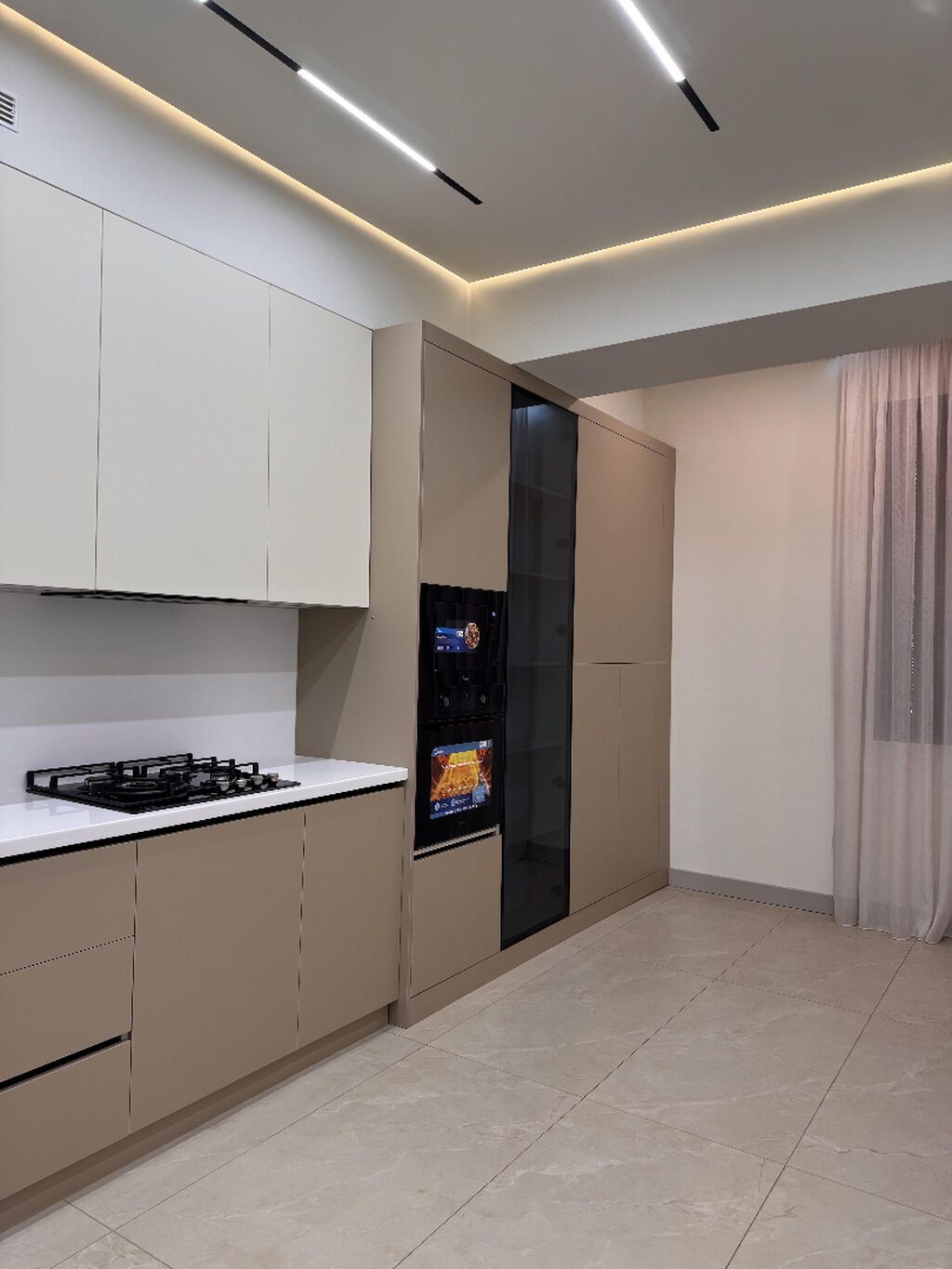 Элитка, 3 ком, 107 м2, этаж 11/16, ж/к Кап Строй Сити (Capstroy City), Сост: Евроремонт - фото 8