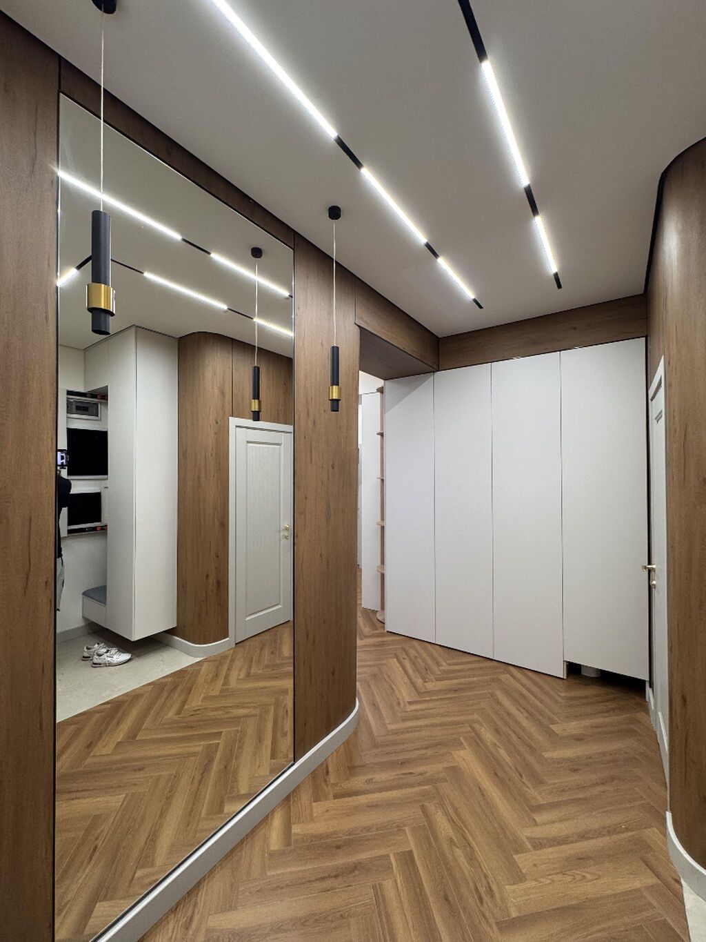 Элитка, 3 ком, 107 м2, этаж 11/16, ж/к Кап Строй Сити (Capstroy City), Сост: Евроремонт - фото 12