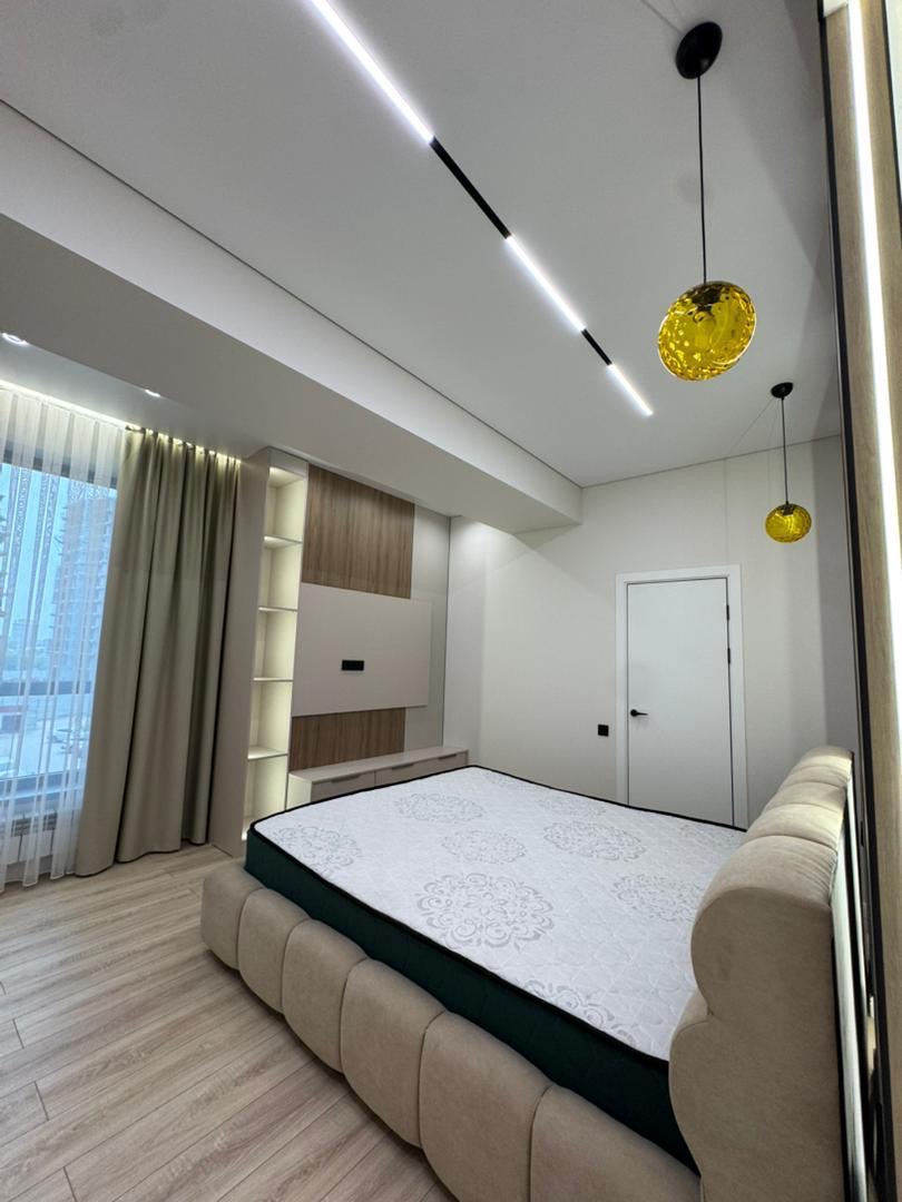 Элитка, 3 ком, 104 м2, этаж 3/13, ж/к Кап Строй Сити (Capstroy City), Сост: Евроремонт - фото 6