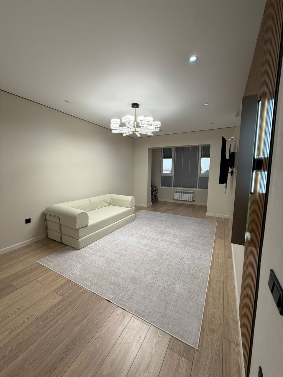 Элитка, 1 ком, 53 м2, этаж 3/9, ж/к Aalam City, Сост: Евроремонт - фото 2